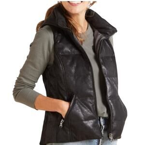 Evereve Malone Faux Leather Black Down Puffer Vest Size Small Preppy Warm Boho